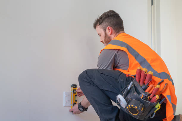 Best Circuit Breaker Repair  in University Gardens, NY